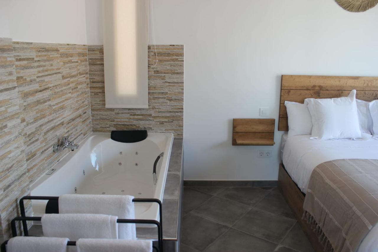Villa El Cobijo De Gredos à Navaluenga Extérieur photo